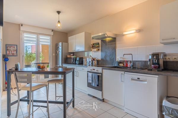 Appartement
         3 pièces
        - 85 m² Exclusivité