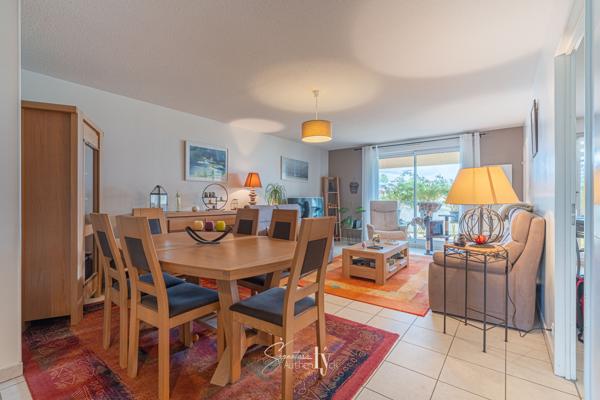 Appartement
         3 pièces
        - 85 m² Exclusivité