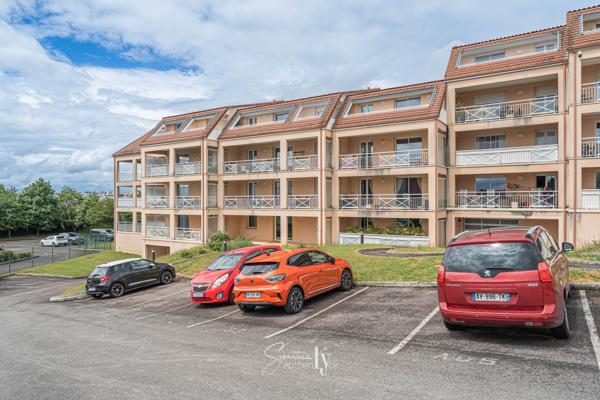 Appartement
         3 pièces
        - 85 m² Exclusivité