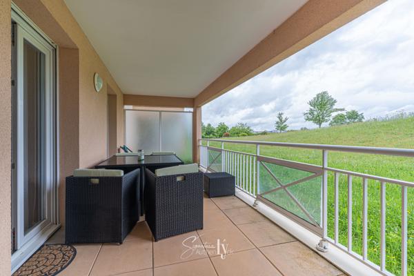 Appartement
         3 pièces
        - 85 m² Exclusivité