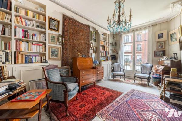 EXCLUSIVITE - PARIS VI - RUE DE SEVRES- BON MARCHE - SQUARE PRIVE - 3 CHAMBRES