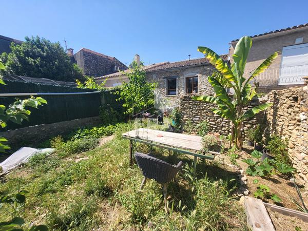 Maison Chateau Arnoux 4 pièce(s) 100 m2 env  avec Dépendances et jardin