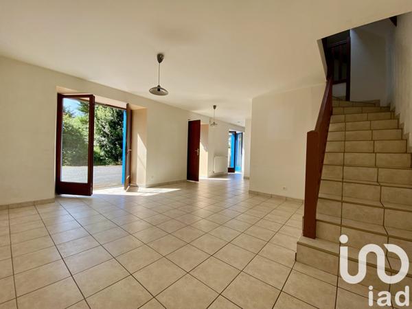 Longère 3 pièces de 70 m² à Ploufragan (22440)