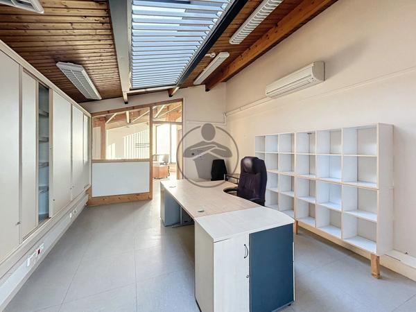 Location Bureau 3 pièces 91 m2 à Saint-Quentin