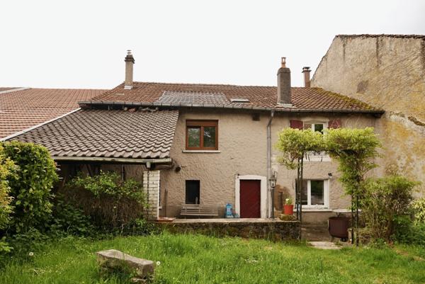 MAISON LORRAINE A RENOVER SUR 25,12 ARES DE TERRAIN
