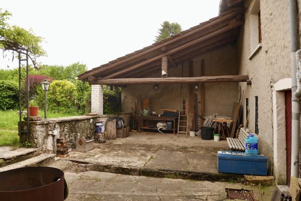 MAISON LORRAINE A RENOVER SUR 25,12 ARES DE TERRAIN