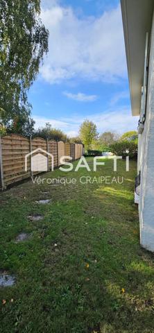 Maison familiale en parfait état de 134m² hab avec 4 chambres, bureau et grand garage sur terrain clos de 683m².