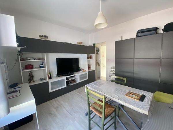 Local commercial 2 pièces 52 m2