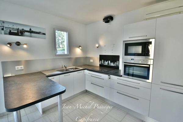 Dpt Haute Garonne (31), à vendre SAINT GAUDENS Maison Plein-pied 215m2 + Appartement, Garage, Terrain de 850m2