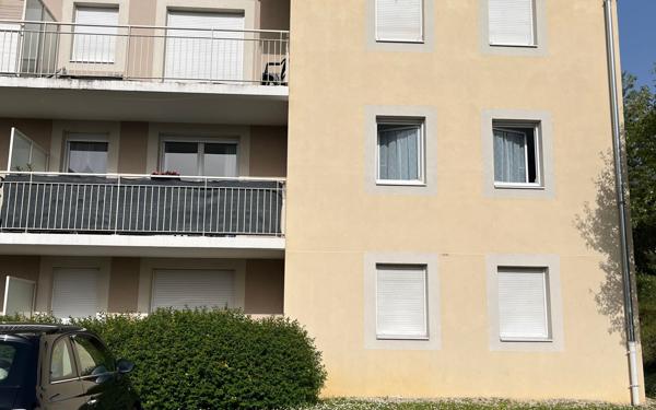 Appartement à vendre    4 pièces •  Morestel
