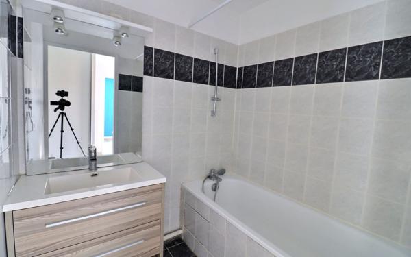 Appartement à vendre    4 pièces •  Morestel