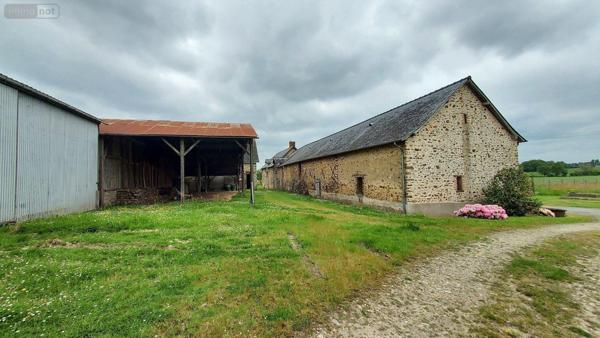 Corps de ferme à vendre à Astillé en Mayenne (53230), ref : 53034-28
