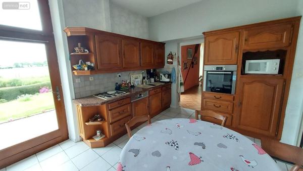 Corps de ferme à vendre à Astillé en Mayenne (53230), ref : 53034-28