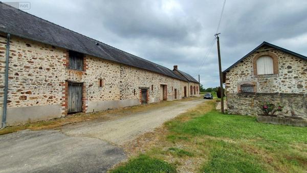 Corps de ferme à vendre à Astillé en Mayenne (53230), ref : 53034-28