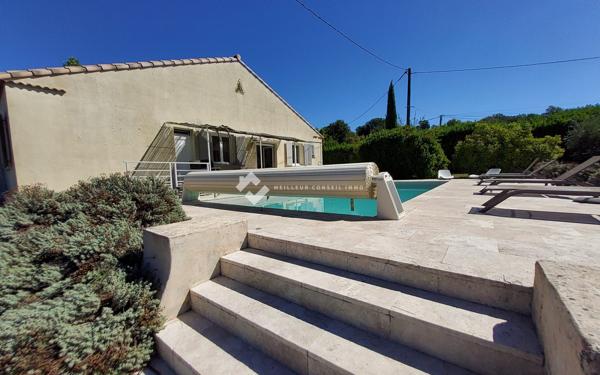 BARJAC – BELLE VILLA DE PLAIN-PIED AVEC PISCINE, GRAND TERRAIN ET ENVIRONNEMENT PRIVILÉGIÉ