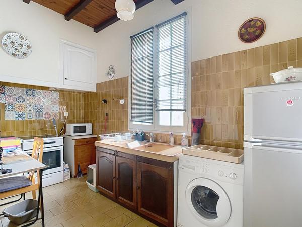 Belle maison de maître avec piscine et garage