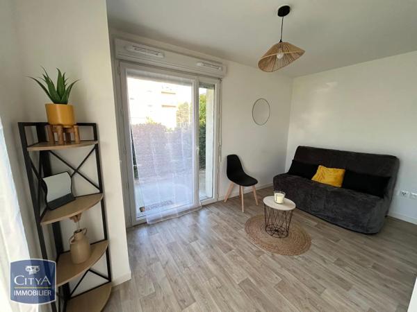 Appartement à louer 1 pièce 21.6m²