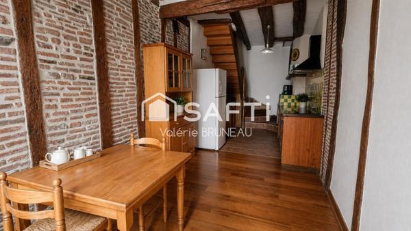 Charmante maison de ville 4 niveaux avec balcons – Centre Castres