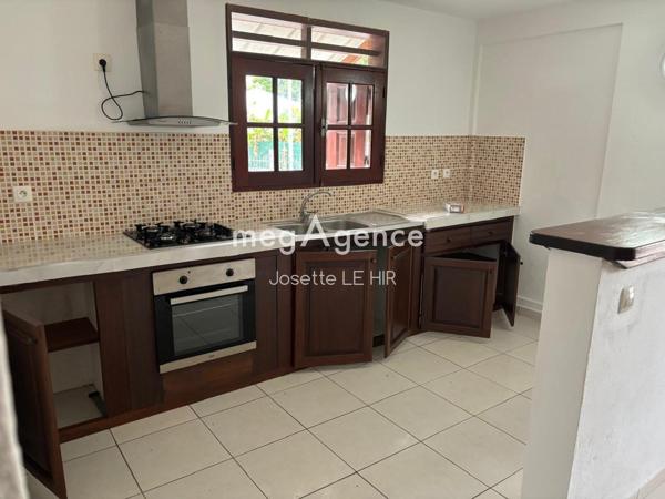 Immeuble à CAYENNE, 97300 - 402m²
