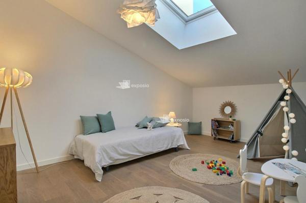 Villa contemporaine urbaine de 144 m² avec jardin  6e arr. Marseille  1 100 000