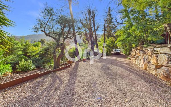 Maison à vendre    4 pièces •  Les Adrets-de-l'Estérel