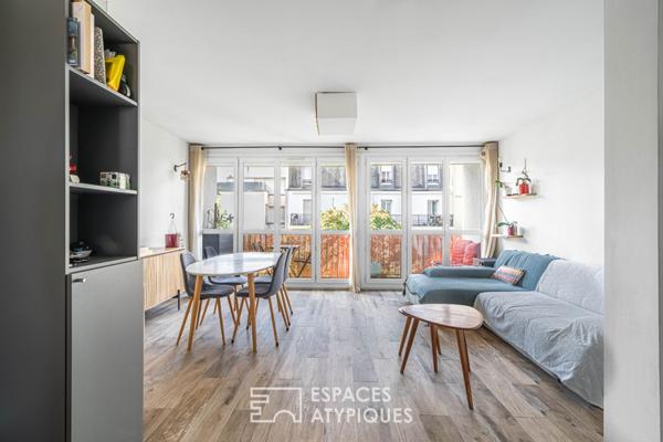 Appartement traversant avec balcon