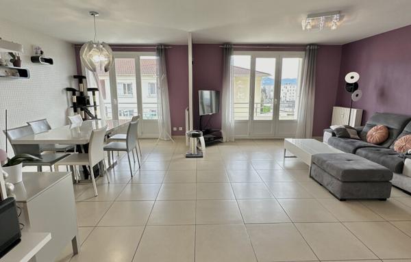 APPARTEMENT T3 TRAVERSANT AVEC BALCONS - SAINT MARCELLIN