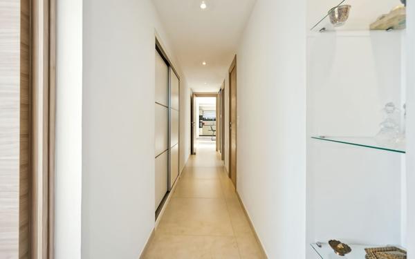 Maison à vendre    6 pièces •  Vallauris