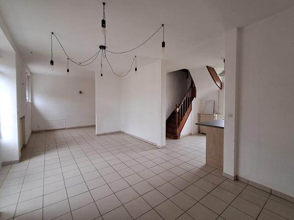 86200 LOUDUN Maison Loudun