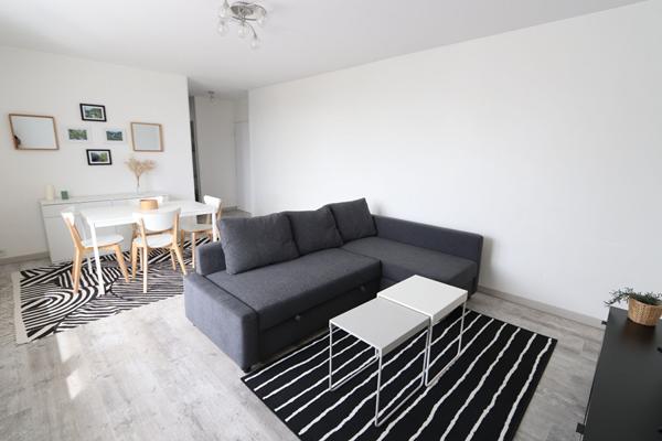 SECTEUR BORDS DE LOIRE - APPARTEMENT T.2 - 49M² - BALCON ET PARKING