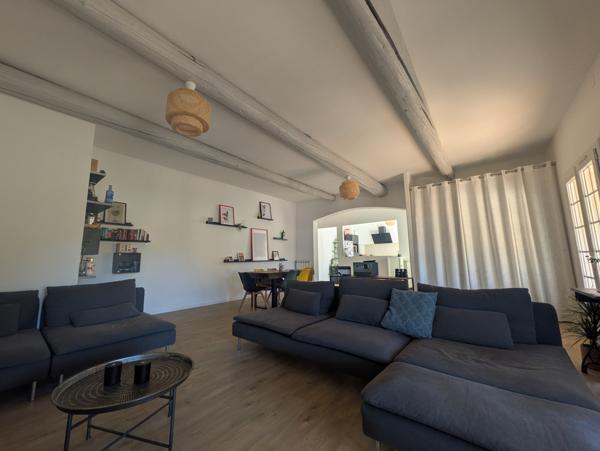 Meyrargues (13650) Appartement avec terrasse, jardinet et studio indépendant