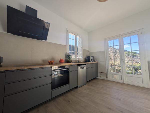 Meyrargues (13650) Appartement avec terrasse, jardinet et studio indépendant