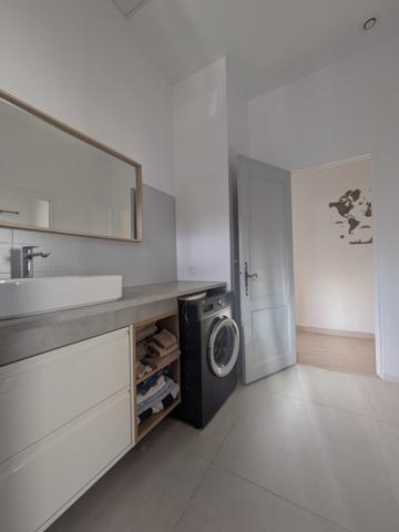 Meyrargues (13650) Appartement avec terrasse, jardinet et studio indépendant