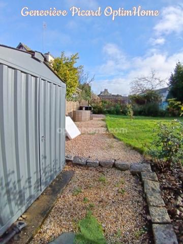 Maison rénovée avec jardin à Pontivy, à deux pas des commerces !