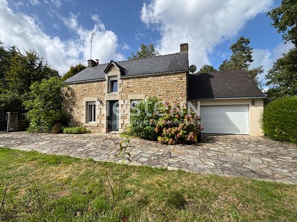 Maison en pierres à vendre à Saint Guyomard - Vie de plain pied / terrain constructible / divisible / Bretagne / Morbihan Sud