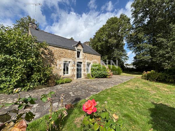 Maison en pierres à vendre à Saint Guyomard - Vie de plain pied / terrain constructible / divisible / Bretagne / Morbihan Sud