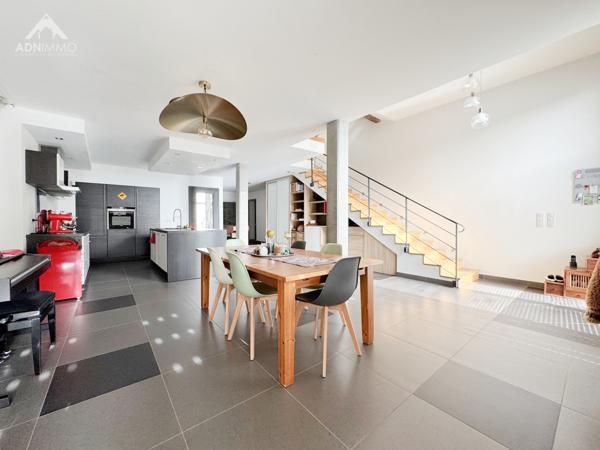 Péron (01630) Grange Gessienne 8 Pièces 240 m2