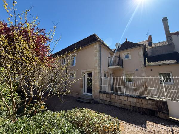 Vente Appartement118 m² - 4 Pièces - SAINT AMAND MONTROND (18200)