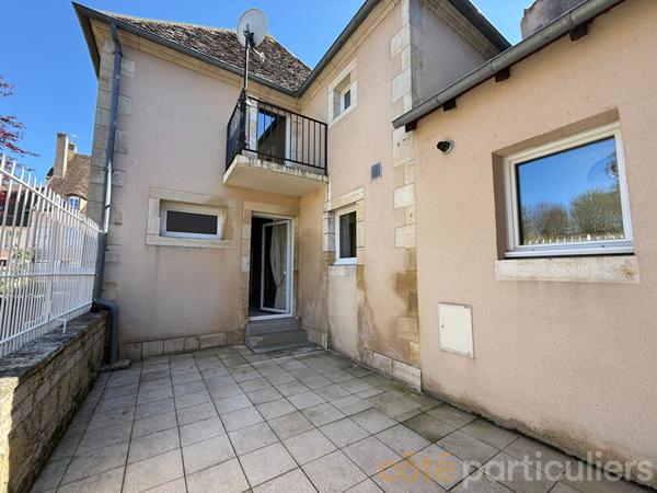 Vente Appartement118 m² - 4 Pièces - SAINT AMAND MONTROND (18200)