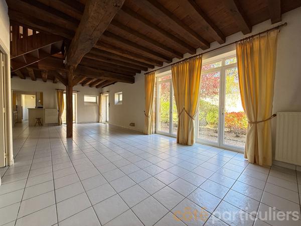 Vente Appartement118 m² - 4 Pièces - SAINT AMAND MONTROND (18200)