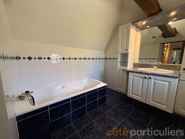 Vente Appartement118 m² - 4 Pièces - SAINT AMAND MONTROND (18200)