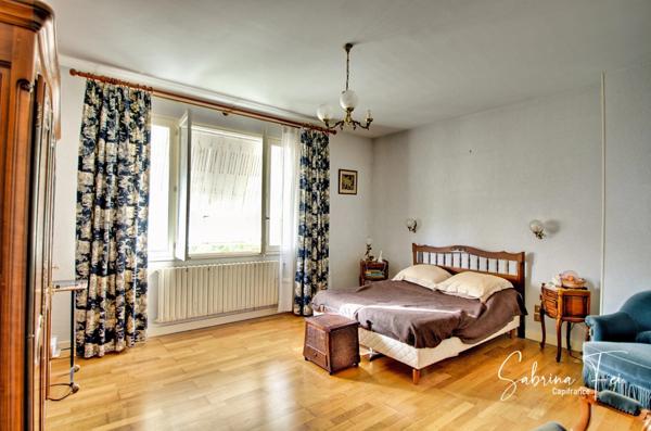 Propriété à vendre 7 pièces SAINT MEDARD D'AUNIS (17)