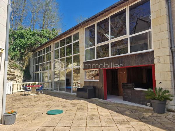 Dans la commune de RANTON  (86) à 40 mn de SAUMUR et à 1h de POITIERS et du FUTUROSCOPE, je vous propose cette  belle maison FAMILIALE  de 6 chambres,  de 290 m2 sur une parcelle de 3500 m2 env.

Maison comprenant au rez-de-chaussée : 
Belle cuisine aménagée et équipée, buanderie (ou arrière cuisine) avec ancien four à pain, VASTE SEJOUR  avec cheminée insert.
Grande  VERANDA avec store, TERRASSE 
2 chambres (une avec cheminée insert, l'autre cheminée ouverte) Une  salle d'eau avec DOUCHE ITALIENNE

1er étage : 
Palier avec WC desservant 3 CHAMBRES SUITES , une avec salle d'eau, une deuxième avec salle de bains/wc  et la troisième avec salle d'eau/wc.
Grande TERRASSE

2ème étage : grande chambre (dortoir) avec salle de bains et WC

Espace DETENTE :  Une dépendance COUVERTE avec une PISCINE CHAUFFÉE, un JACUZZI. une Grande cave, un GARAGE 
La propriété  est décorée avec beaucoup de goût.

LES + :  Fenêtres en DOUBLE VITRAGE,  cheminée avec insert , toiture en ardoise en très bon état. Possibilité vente avec mobilier.

Idéal grande famille, ou pour un GITE, ou MAISON D'HOTE pour un revenu complémentaire ou Investisseurs

Contact pour visite : Estelle André au 06 62 79 05 07 ou mail  e.andre@bskimmobilier.com
                                   Isabelle Bassac au 06 33 64 15 64 ou mail  i.bassac@bskimmobilier.com