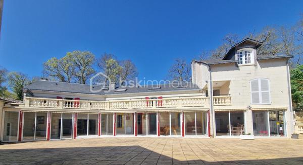 Dans la commune de RANTON  (86) à 40 mn de SAUMUR et à 1h de POITIERS et du FUTUROSCOPE, je vous propose cette  belle maison FAMILIALE  de 6 chambres,  de 290 m2 sur une parcelle de 3500 m2 env.

Maison comprenant au rez-de-chaussée : 
Belle cuisine aménagée et équipée, buanderie (ou arrière cuisine) avec ancien four à pain, VASTE SEJOUR  avec cheminée insert.
Grande  VERANDA avec store, TERRASSE 
2 chambres (une avec cheminée insert, l'autre cheminée ouverte) Une  salle d'eau avec DOUCHE ITALIENNE

1er étage : 
Palier avec WC desservant 3 CHAMBRES SUITES , une avec salle d'eau, une deuxième avec salle de bains/wc  et la troisième avec salle d'eau/wc.
Grande TERRASSE

2ème étage : grande chambre (dortoir) avec salle de bains et WC

Espace DETENTE :  Une dépendance COUVERTE avec une PISCINE CHAUFFÉE, un JACUZZI. une Grande cave, un GARAGE 
La propriété  est décorée avec beaucoup de goût.

LES + :  Fenêtres en DOUBLE VITRAGE,  cheminée avec insert , toiture en ardoise en très bon état. Possibilité vente avec mobilier.

Idéal grande famille, ou pour un GITE, ou MAISON D'HOTE pour un revenu complémentaire ou Investisseurs

Contact pour visite : Estelle André au 06 62 79 05 07 ou mail  e.andre@bskimmobilier.com
                                   Isabelle Bassac au 06 33 64 15 64 ou mail  i.bassac@bskimmobilier.com