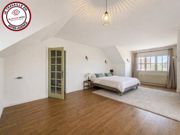 Maison à vendre 9 pièces de 178 m²