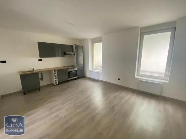 Appartement à louer 2 pièces 38.09m² Charleville-Mézières (08000)