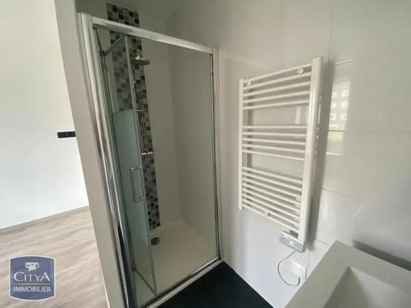 Appartement à louer 2 pièces 38.09m² Charleville-Mézières (08000)