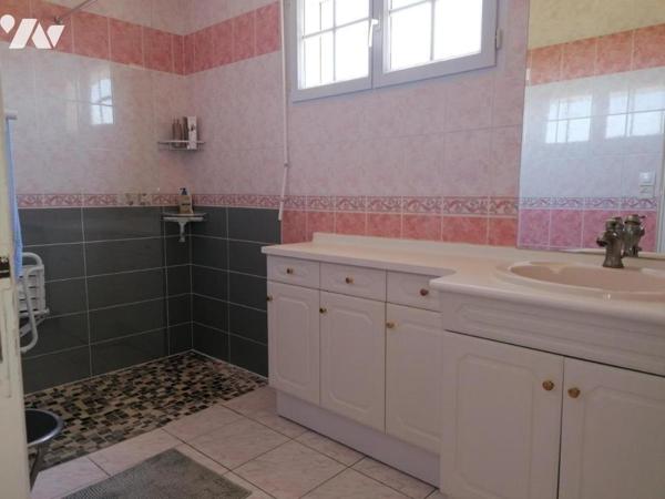 PAVILLON SUR SOUS SOL