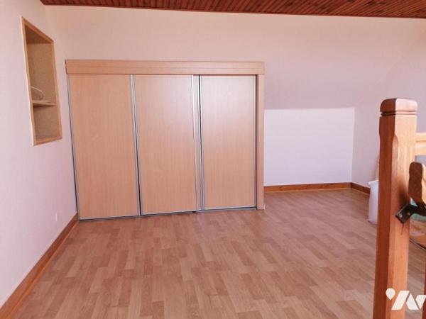 PAVILLON SUR SOUS SOL