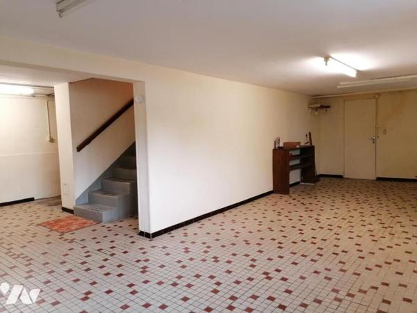 PAVILLON SUR SOUS SOL